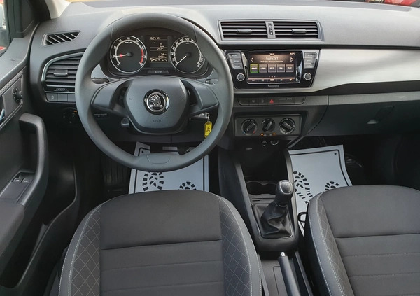 Skoda Fabia cena 48900 przebieg: 64003, rok produkcji 2021 z Warszawa małe 529